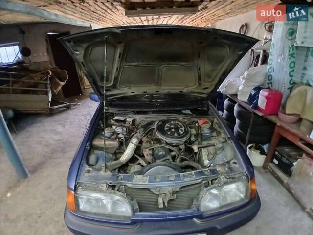 Синий Форд Сиерра, объемом двигателя 2 л и пробегом 525 тыс. км за 1600 $, фото 6 на Automoto.ua
