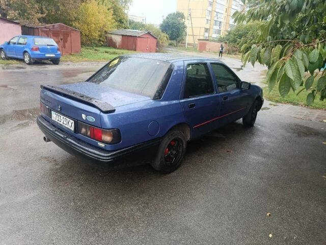 Синий Форд Сиерра, объемом двигателя 2 л и пробегом 390 тыс. км за 1339 $, фото 1 на Automoto.ua