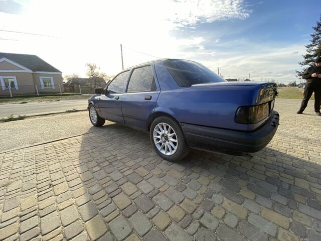 Синій Форд Сієрра, об'ємом двигуна 2 л та пробігом 300 тис. км за 750 $, фото 5 на Automoto.ua