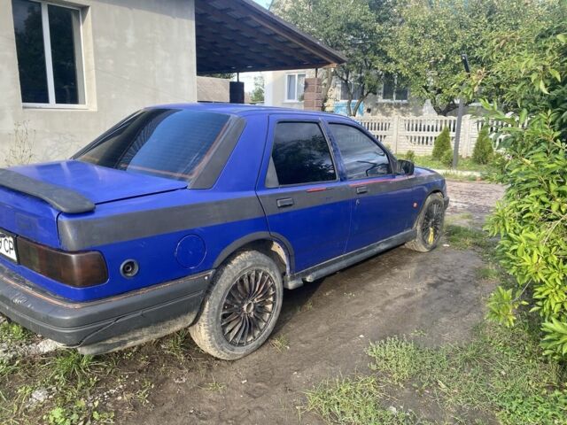 Синий Форд Сиерра, объемом двигателя 2 л и пробегом 200 тыс. км за 500 $, фото 2 на Automoto.ua