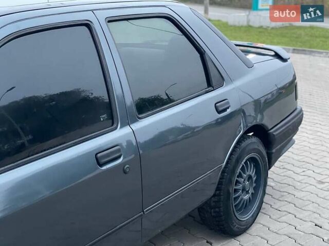 Синий Форд Сиерра, объемом двигателя 2 л и пробегом 400 тыс. км за 1350 $, фото 9 на Automoto.ua