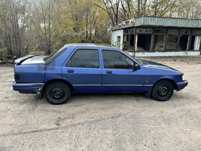 Синий Форд Сиерра, объемом двигателя 2 л и пробегом 100 тыс. км за 450 $, фото 2 на Automoto.ua