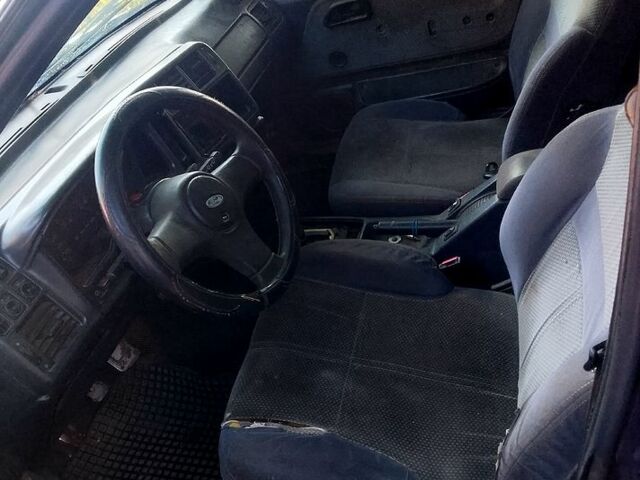 Синий Форд Сиерра, объемом двигателя 2 л и пробегом 0 тыс. км за 600 $, фото 4 на Automoto.ua