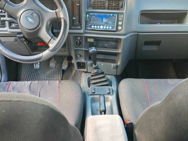 Синий Форд Сиерра, объемом двигателя 2 л и пробегом 3 тыс. км за 1600 $, фото 4 на Automoto.ua