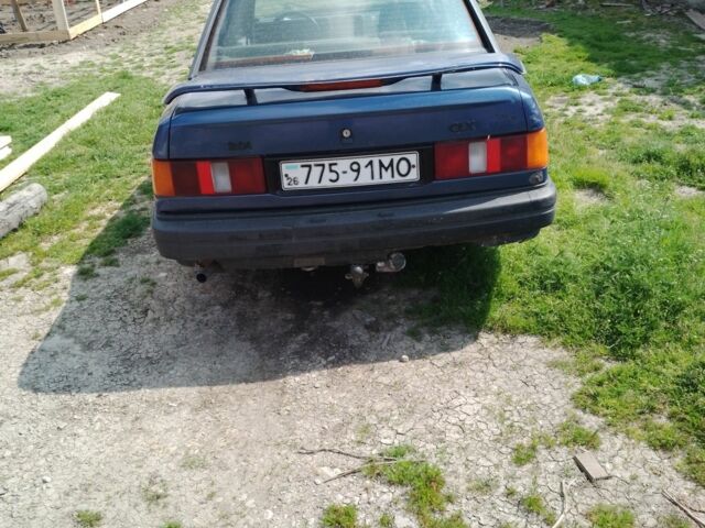 Синий Форд Сиерра, объемом двигателя 2 л и пробегом 3 тыс. км за 1200 $, фото 5 на Automoto.ua