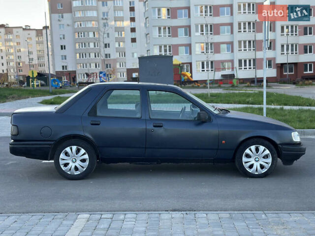 Синій Форд Сієрра, об'ємом двигуна 1.6 л та пробігом 125 тис. км за 1450 $, фото 3 на Automoto.ua