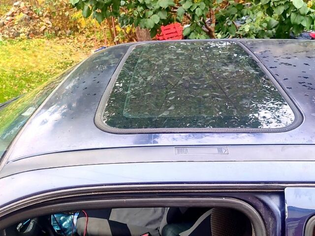 Синій Форд Сієрра, об'ємом двигуна 2 л та пробігом 50 тис. км за 750 $, фото 5 на Automoto.ua