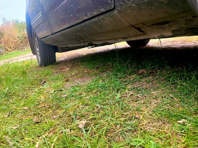 Синій Форд Сієрра, об'ємом двигуна 2 л та пробігом 50 тис. км за 750 $, фото 3 на Automoto.ua