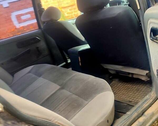 Синій Форд Сієрра, об'ємом двигуна 2 л та пробігом 50 тис. км за 750 $, фото 2 на Automoto.ua