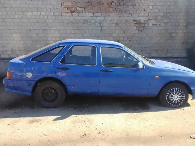 Синій Форд Сієрра, об'ємом двигуна 1.6 л та пробігом 1 тис. км за 719 $, фото 1 на Automoto.ua