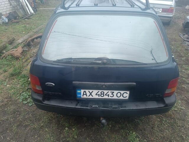 Синий Форд Сиерра, объемом двигателя 1.6 л и пробегом 500 тыс. км за 950 $, фото 5 на Automoto.ua