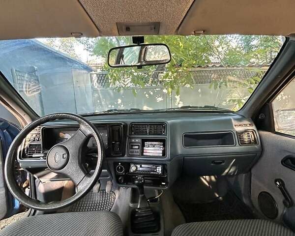 Синий Форд Сиерра, объемом двигателя 2.3 л и пробегом 390 тыс. км за 1500 $, фото 4 на Automoto.ua