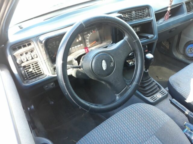 Синий Форд Сиерра, объемом двигателя 2 л и пробегом 300 тыс. км за 600 $, фото 3 на Automoto.ua