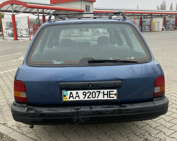 Синий Форд Сиерра, объемом двигателя 2 л и пробегом 300 тыс. км за 903 $, фото 9 на Automoto.ua