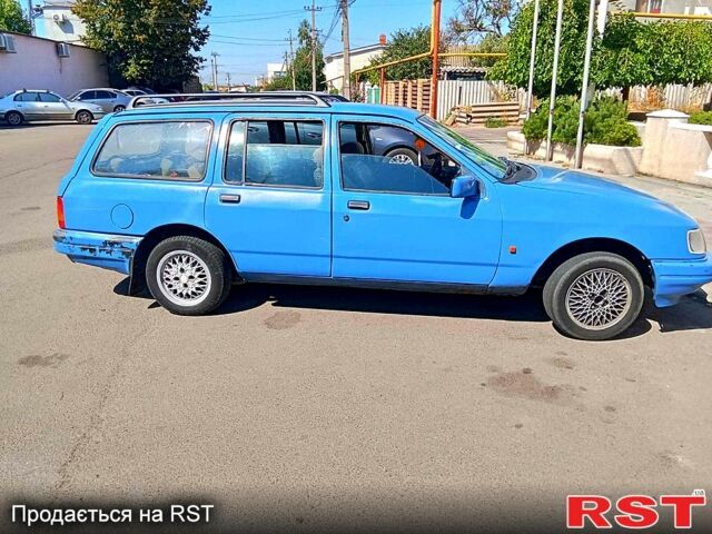 Синій Форд Сієрра, об'ємом двигуна 20 л та пробігом 80 тис. км за 1200 $, фото 4 на Automoto.ua