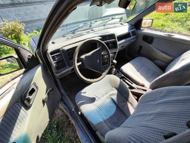 Синий Форд Сиерра, объемом двигателя 2 л и пробегом 100 тыс. км за 920 $, фото 35 на Automoto.ua