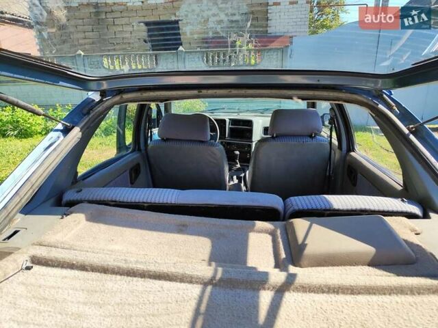 Синий Форд Сиерра, объемом двигателя 2 л и пробегом 100 тыс. км за 920 $, фото 27 на Automoto.ua