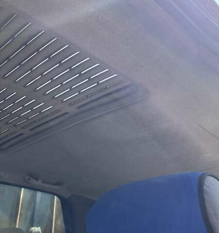 Синий Форд Сиерра, объемом двигателя 1.99 л и пробегом 350 тыс. км за 999 $, фото 5 на Automoto.ua