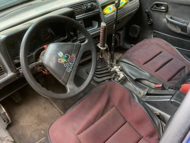 Синий Форд Сиерра, объемом двигателя 0 л и пробегом 123 тыс. км за 850 $, фото 4 на Automoto.ua