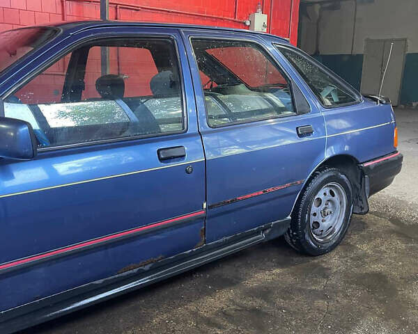Синий Форд Сиерра, объемом двигателя 2 л и пробегом 270 тыс. км за 1300 $, фото 3 на Automoto.ua