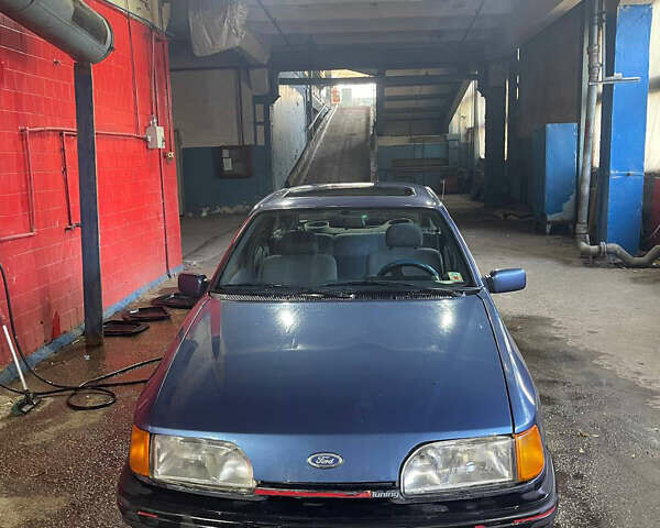 Синий Форд Сиерра, объемом двигателя 2 л и пробегом 270 тыс. км за 1300 $, фото 1 на Automoto.ua