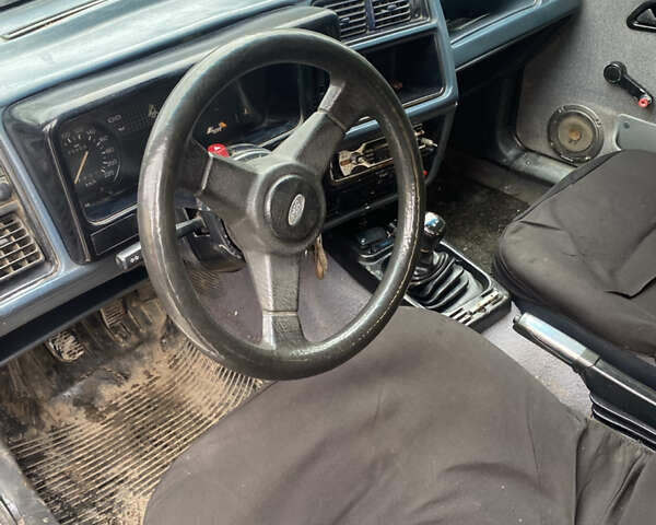Синий Форд Сиерра, объемом двигателя 0 л и пробегом 30 тыс. км за 950 $, фото 5 на Automoto.ua