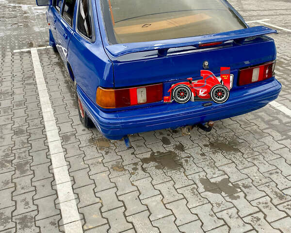 Синий Форд Сиерра, объемом двигателя 0 л и пробегом 30 тыс. км за 950 $, фото 1 на Automoto.ua