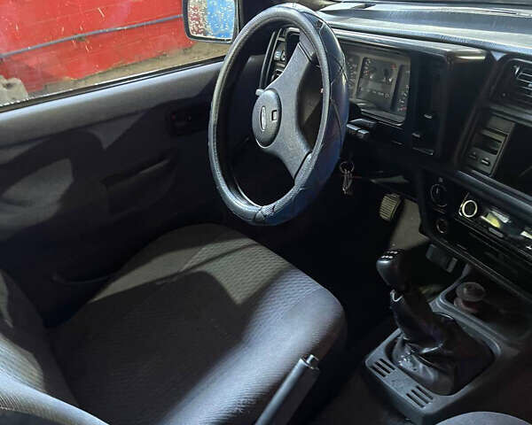 Синий Форд Сиерра, объемом двигателя 2 л и пробегом 270 тыс. км за 1300 $, фото 7 на Automoto.ua