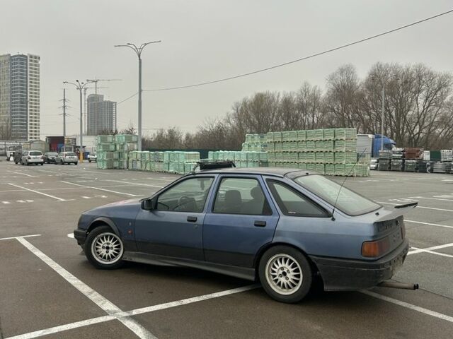 Синій Форд Сієрра, об'ємом двигуна 2 л та пробігом 104 тис. км за 1500 $, фото 2 на Automoto.ua