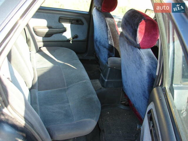 Синий Форд Сиерра, объемом двигателя 2 л и пробегом 138 тыс. км за 999 $, фото 5 на Automoto.ua