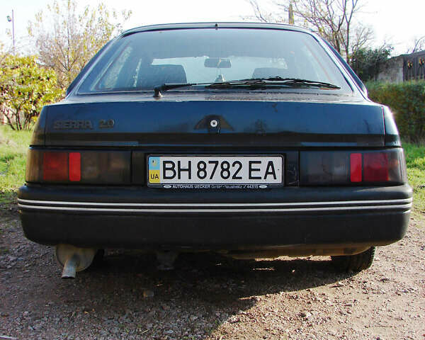 Синий Форд Сиерра, объемом двигателя 2 л и пробегом 138 тыс. км за 999 $, фото 2 на Automoto.ua