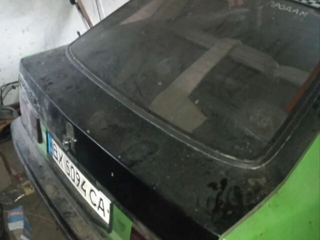 Зеленый Форд Сиерра, объемом двигателя 2 л и пробегом 490 тыс. км за 850 $, фото 5 на Automoto.ua