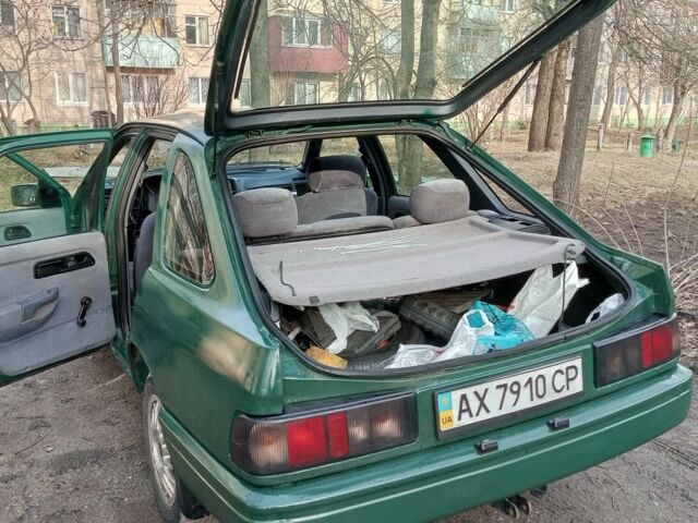 Зелений Форд Сієрра, об'ємом двигуна 1.6 л та пробігом 200 тис. км за 1799 $, фото 7 на Automoto.ua