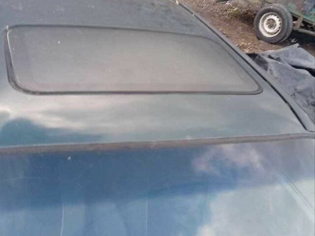 Форд Сієрра 1992 у Прилуках на Automoto.ua Зелений Форд Сієрра, об'ємом двигуна 2 л та пробігом 47 тис. км за 955 $, фото 6 на Automoto.ua