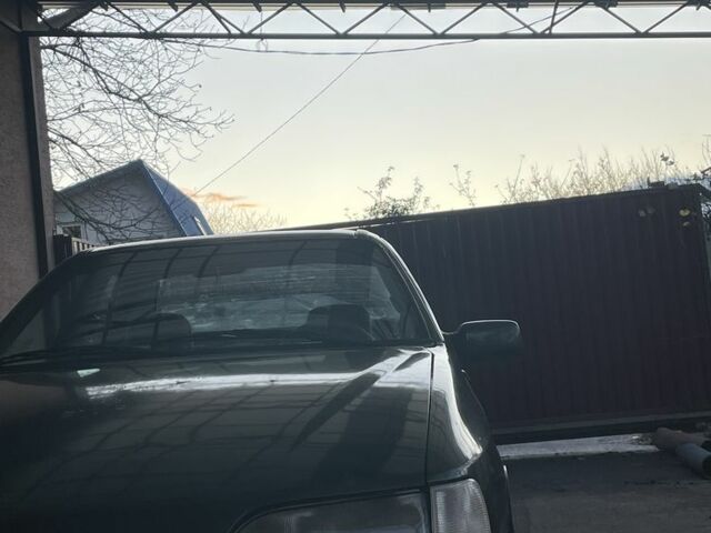 Зеленый Форд Сиерра, объемом двигателя 2 л и пробегом 189 тыс. км за 844 $, фото 2 на Automoto.ua