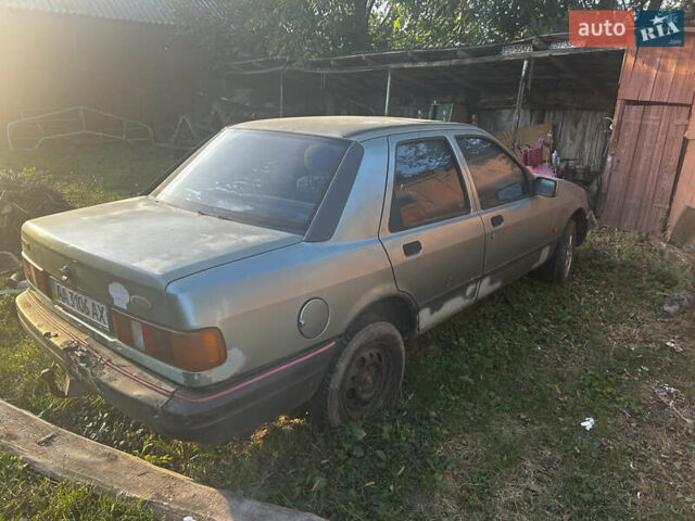 Зеленый Форд Сиерра, объемом двигателя 2 л и пробегом 400 тыс. км за 800 $, фото 4 на Automoto.ua