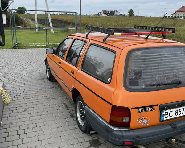 Помаранчевий Форд Сієрра, об'ємом двигуна 2 л та пробігом 100 тис. км за 1100 $, фото 5 на Automoto.ua