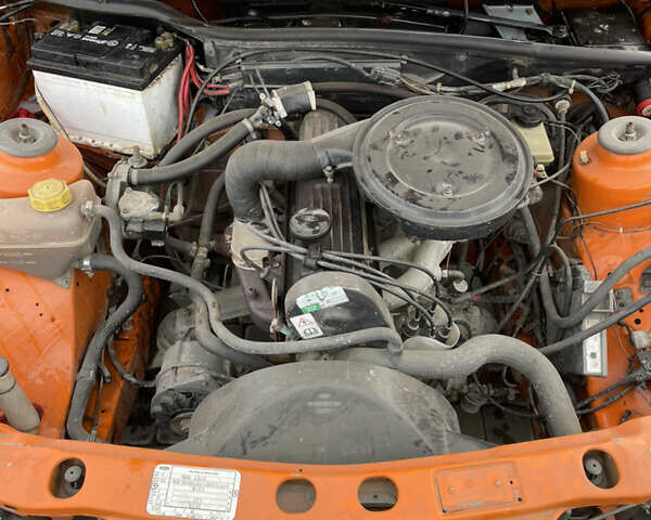 Помаранчевий Форд Сієрра, об'ємом двигуна 2 л та пробігом 100 тис. км за 1100 $, фото 12 на Automoto.ua