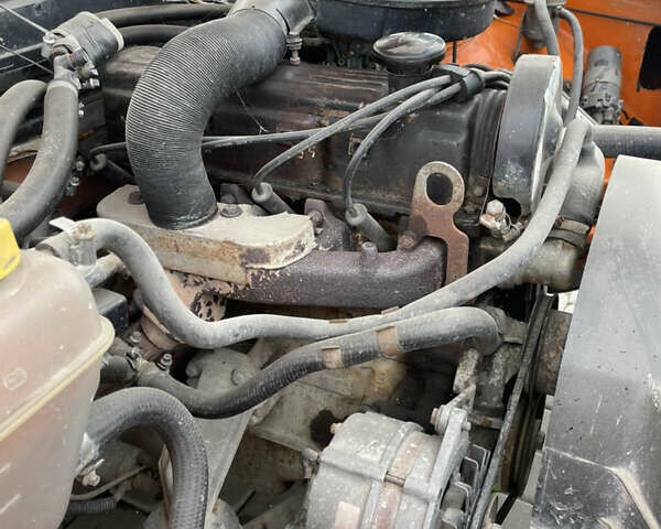 Помаранчевий Форд Сієрра, об'ємом двигуна 2 л та пробігом 100 тис. км за 1100 $, фото 16 на Automoto.ua