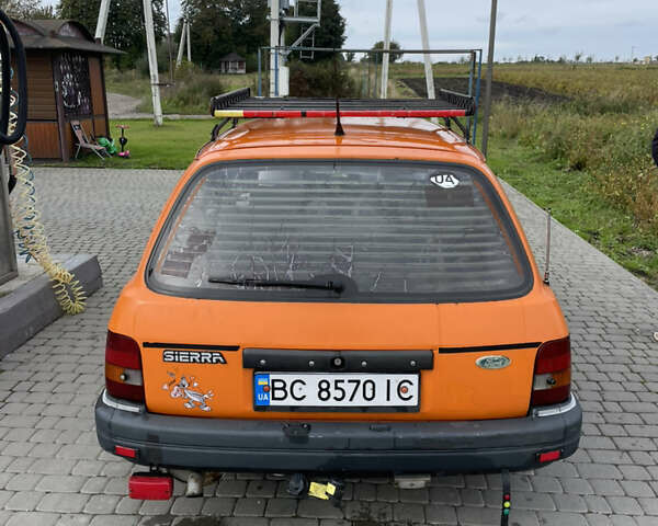 Помаранчевий Форд Сієрра, об'ємом двигуна 2 л та пробігом 100 тис. км за 1100 $, фото 4 на Automoto.ua