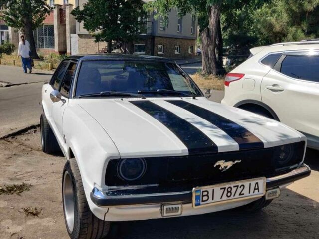 Белый Форд Таунус, объемом двигателя 2 л и пробегом 200 тыс. км за 2700 $, фото 2 на Automoto.ua