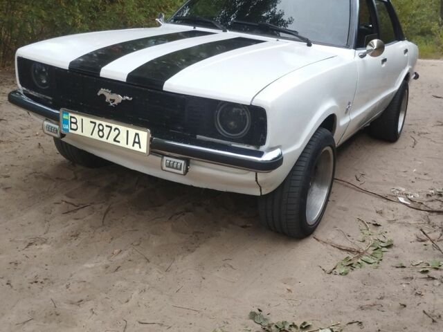 Белый Форд Таунус, объемом двигателя 2 л и пробегом 171 тыс. км за 2700 $, фото 3 на Automoto.ua