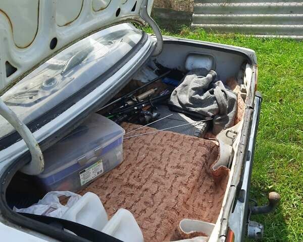Белый Форд Таунус, объемом двигателя 1.6 л и пробегом 80 тыс. км за 950 $, фото 9 на Automoto.ua