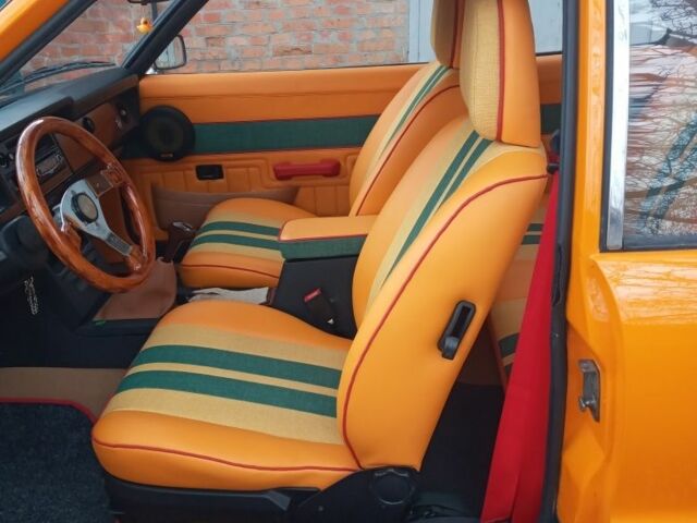 Жовтий Форд Таунус, об'ємом двигуна 1.6 л та пробігом 100 тис. км за 8340 $, фото 2 на Automoto.ua