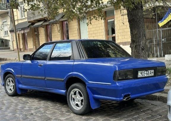 Синий Форд Таунус, объемом двигателя 1.7 л и пробегом 100 тыс. км за 1150 $, фото 3 на Automoto.ua