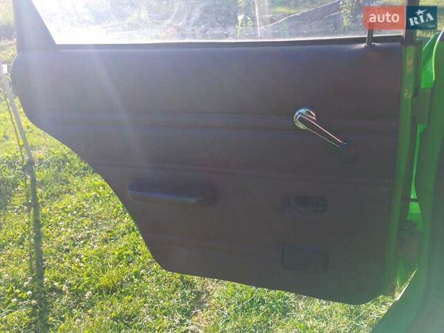 Зеленый Форд Таунус, объемом двигателя 1.8 л и пробегом 98 тыс. км за 600 $, фото 3 на Automoto.ua