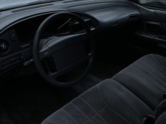 Білий Форд Taurus, об'ємом двигуна 3 л та пробігом 100 тис. км за 1150 $, фото 5 на Automoto.ua