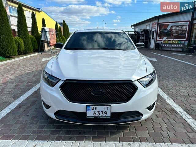 Белый Форд Таурус, объемом двигателя 3.5 л и пробегом 160 тыс. км за 18900 $, фото 6 на Automoto.ua