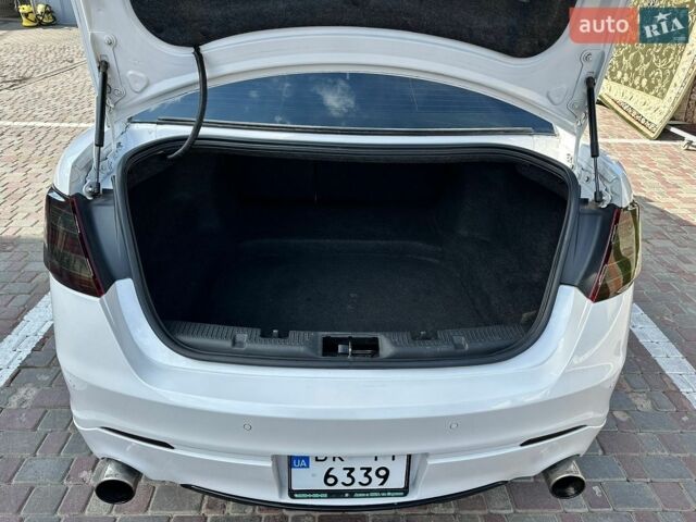 Белый Форд Таурус, объемом двигателя 3.5 л и пробегом 160 тыс. км за 18900 $, фото 16 на Automoto.ua