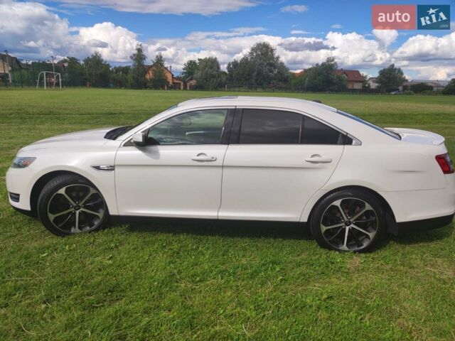 Білий Форд Taurus, об'ємом двигуна 3.5 л та пробігом 140 тис. км за 14000 $, фото 10 на Automoto.ua
